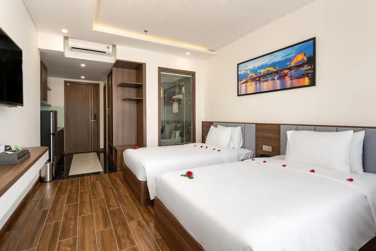 Tan Phuong Nam Hotel & Apartment Da Nang