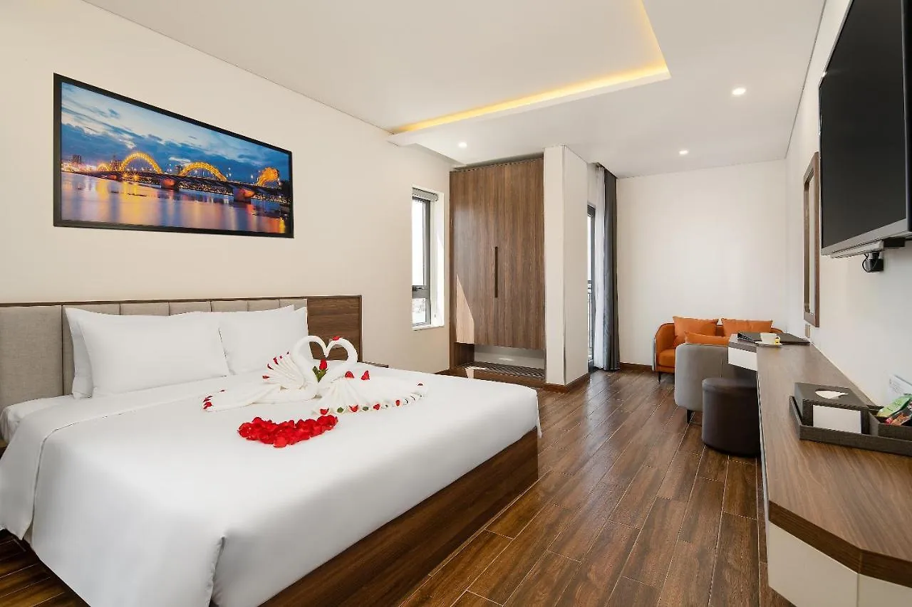 Tan Phuong Nam Hotel & Apartment Da Nang